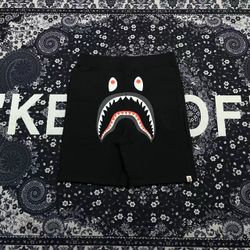 Bape shorts fake vs store real