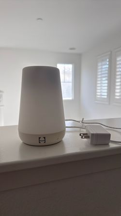Hatch Rest Smart Sound Machine Night Light