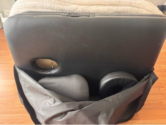 Foldable Massage Table