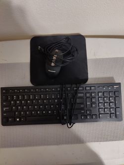 Lenovo keyboard with mouse and mouse