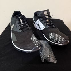 Black and White Nike Rival XC Track Shoes Brand New size M10 1/2 