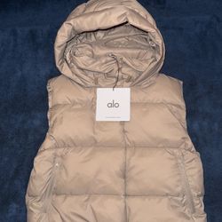 ALO puffer Vest *NEW