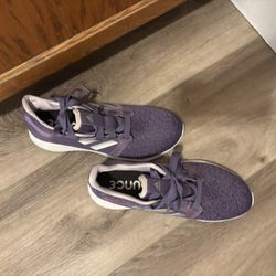 Women’s Adidas Shoes Size 10 