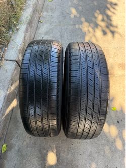 2 Michelin X Tour A/S 205/65R15 Tires