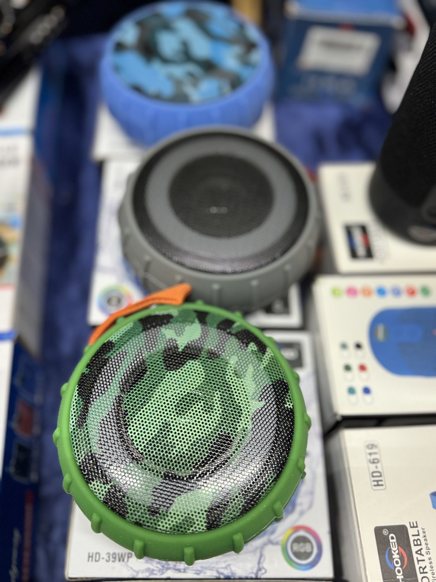 Water Proof bluetooth speaker