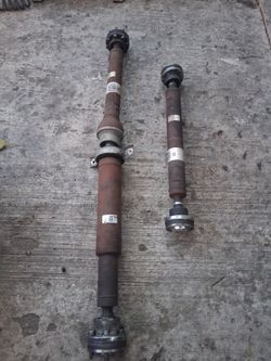 Jeep srt8 driveshaft oem