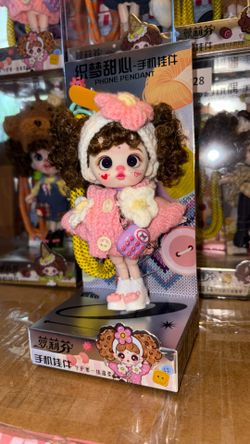 ✨ K-Style Doll Phone Charm – Cute Collectible Figure – Sealed Box
