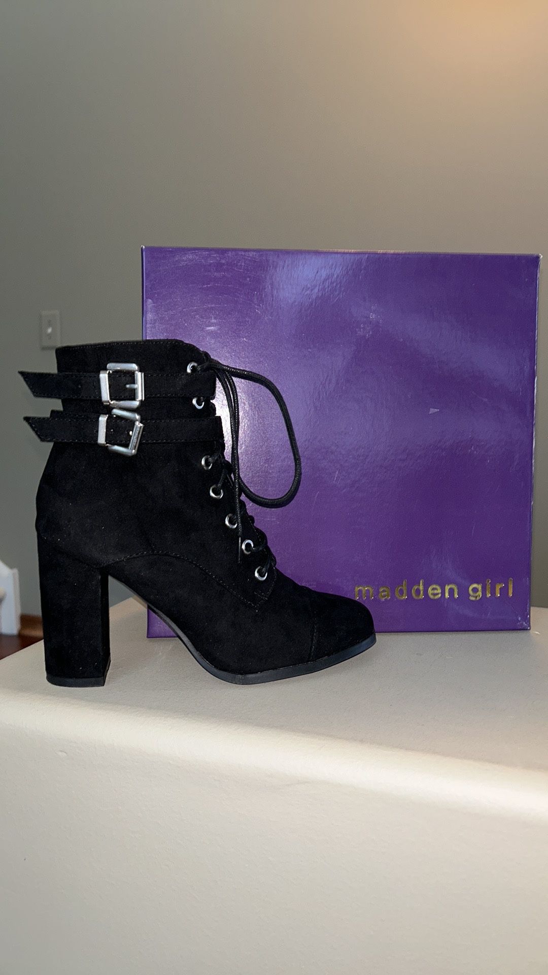 Madden Girl Klaim Black Suede Bootie - Size 7