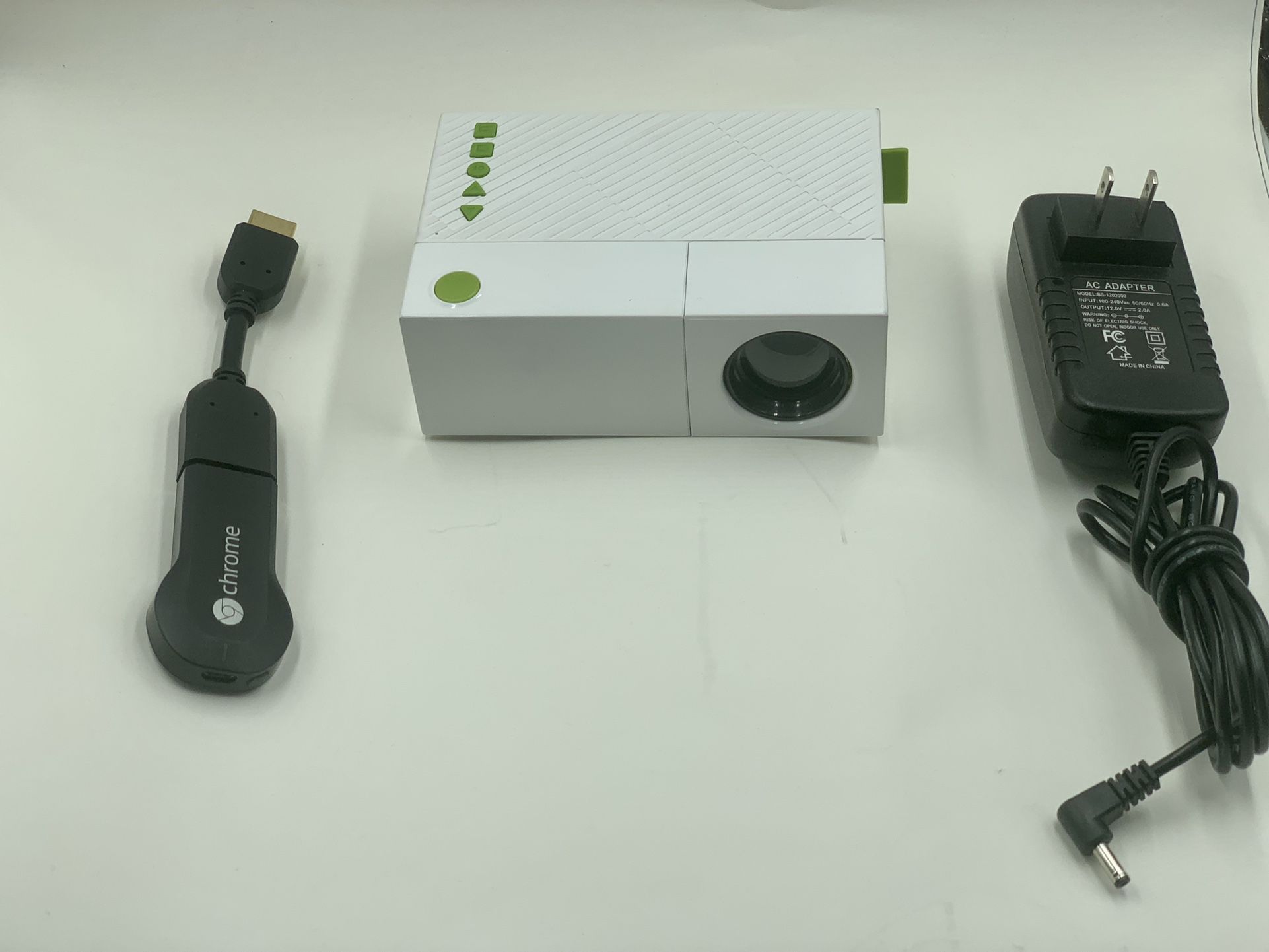 Micro Projector W/ Google Chromecast 