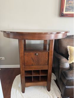 Tall Top kitchen table & chairs