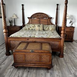Beautiful Tropical Style Bedroom Set For Sale ( Deliver Available) 