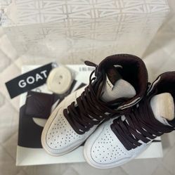 Nike Air Jordan 1 Retro High OG SP A Ma Maniere Sail Burgundy Crush DO7097-100