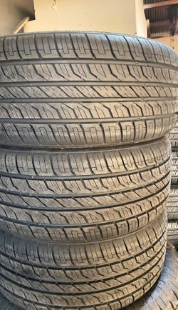 20” 4 new tires 225/35R20