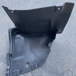 Mercedes Fender Liner