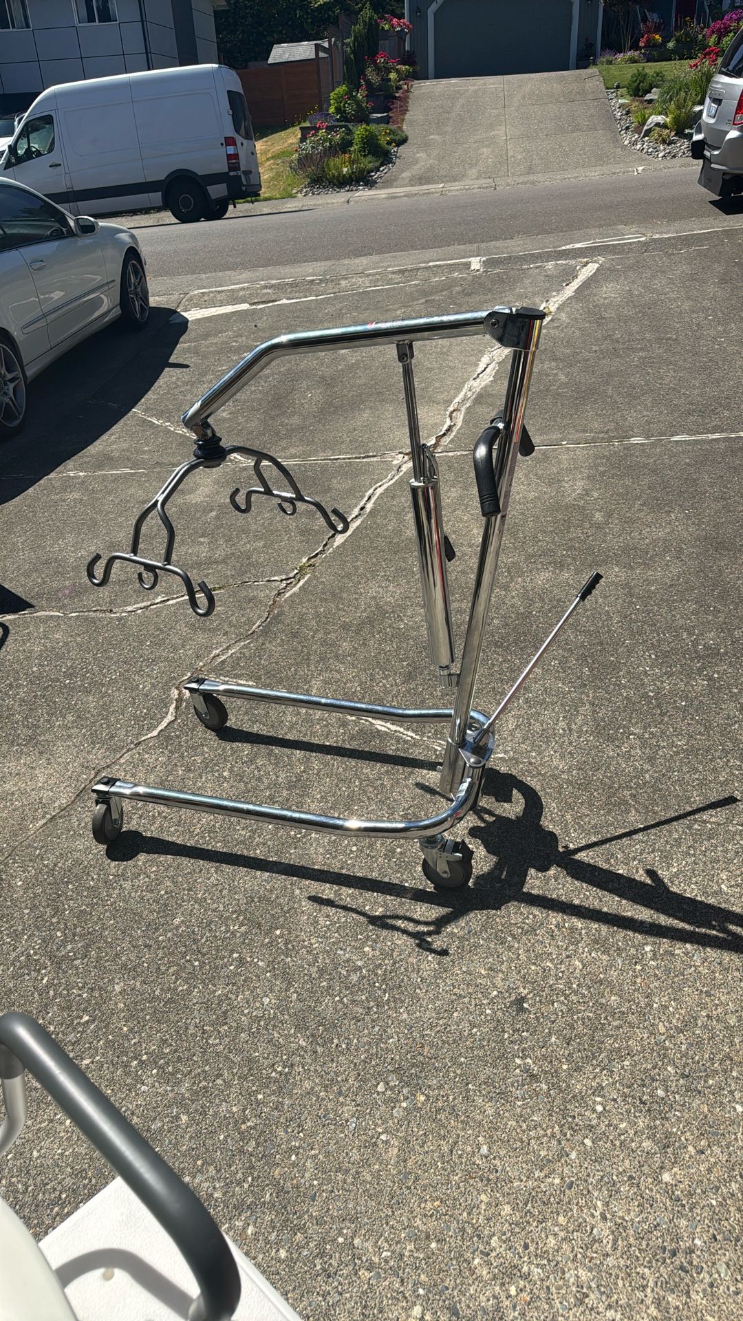 Medical- Hydraulic Lift/w 3 Slings
