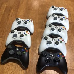 Xbox 360 Controllers (8x, 2x Black, 6x White)