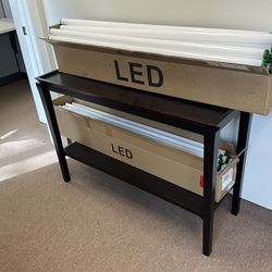 Wooden table - 4 feet long