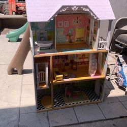 Doll house