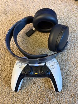 PS5 Controller And Headset