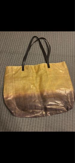 Banana Republic 20” gold/plum tote with gold shimmer underlay