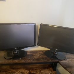 2-19” Viewsonic Monitors 