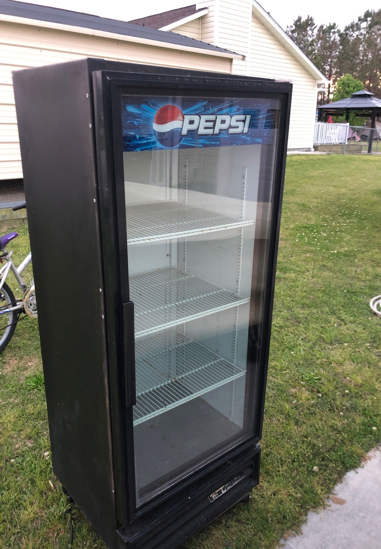 “Pepsi” Refrigerator for Sale in Hubert, NC OfferUp