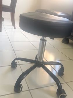 Adjustable Rolling Stool with Wheels