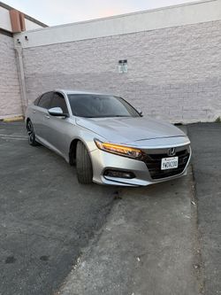 Finance Car Dealership Titulo Limpio Automatic Sedan Clean Title Honda Civic Accord Toyota Corolla Camry 2022 2026 2018 2019 2024 2021 2020 2025