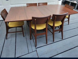 Set of 6 restored mid century modern chairs
