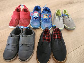 Kids size 10 shoes