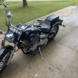 2003 Yamaha V Star 1100 Custom