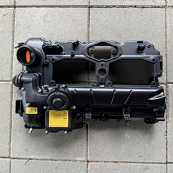 Upgrade Black Aluminum N20 Engine Valve Cover Kit with Gasket, Bolts & Oil Cap Compatible with 2012-2018 BMW 228i 320i 328i 328i GT xDrive 428i 528i X