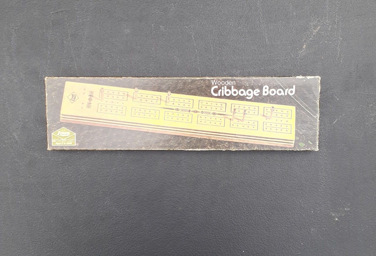 1970's Wooden Cribbage Board Game