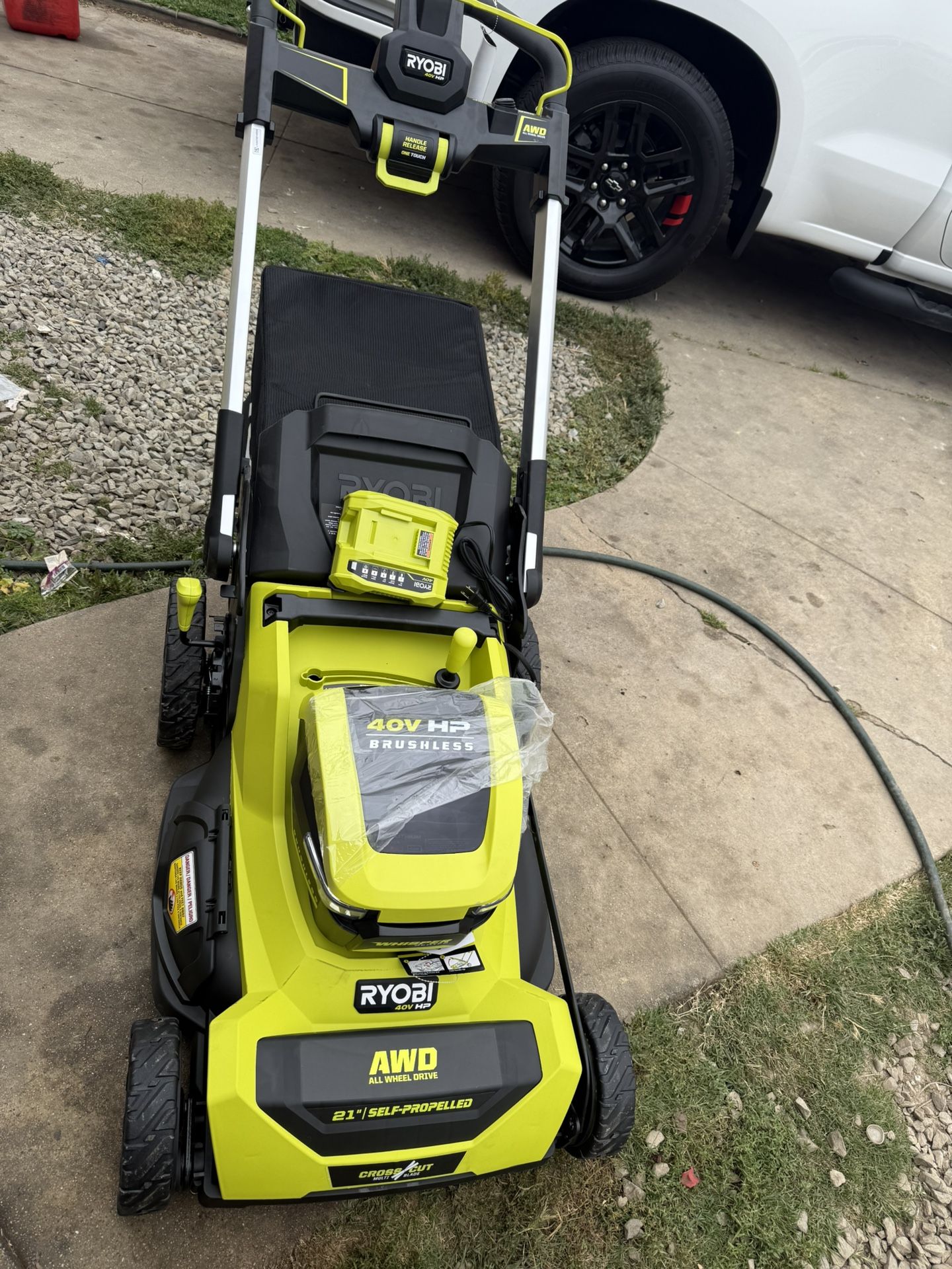 RYOBI 40V HP Brushless Whisper Series 21" Walk Behind Self-Propelled All Wheel Drive Lawn Mower-(1)6.0 Ah Batteries & Charger