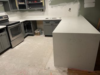 Stone Works Granite & Quartz 