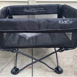 New, Firm, Kidco Dreampod Portable Travel Bassinet- Midnight  