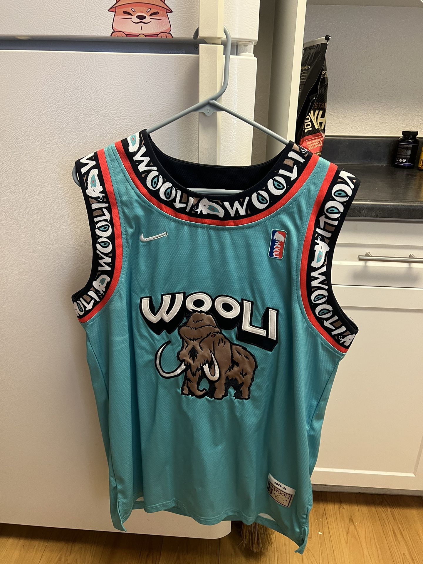 Wooli Basketball Jersey (Size L)