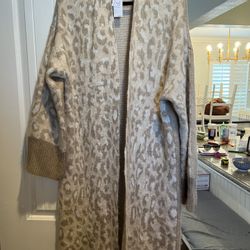 Woman Oversized Cardigan Long New Purchased At Nordstrom
