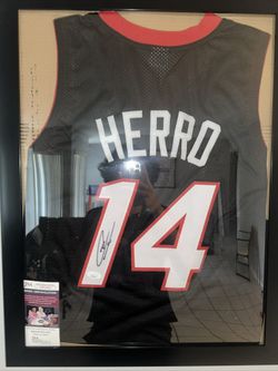 Tyler Herro Signed Jersey