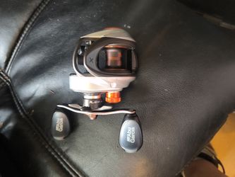 ABU GARCIA REVO  7+1 BEARING SYSTEM FISHING REAL