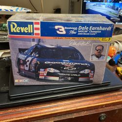 Revell Model Kit # 3 Dale Earnhardt Un Opened Still In Plastic 