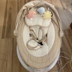 Jool Nova Baby Swing: Hardly Used