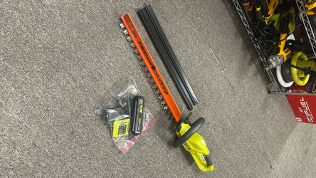 RYOBI 40V 24 in. Cordless Battery Hedge Trimmer with 2.0 Ah Battery and Charger