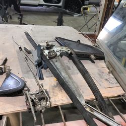 Toyota Pick Up Passenger Door Parts 1989