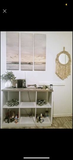 Stand Wall Decor 