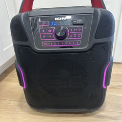 Ion pathfinder 320 Portable Bluetooth Speaker Radio