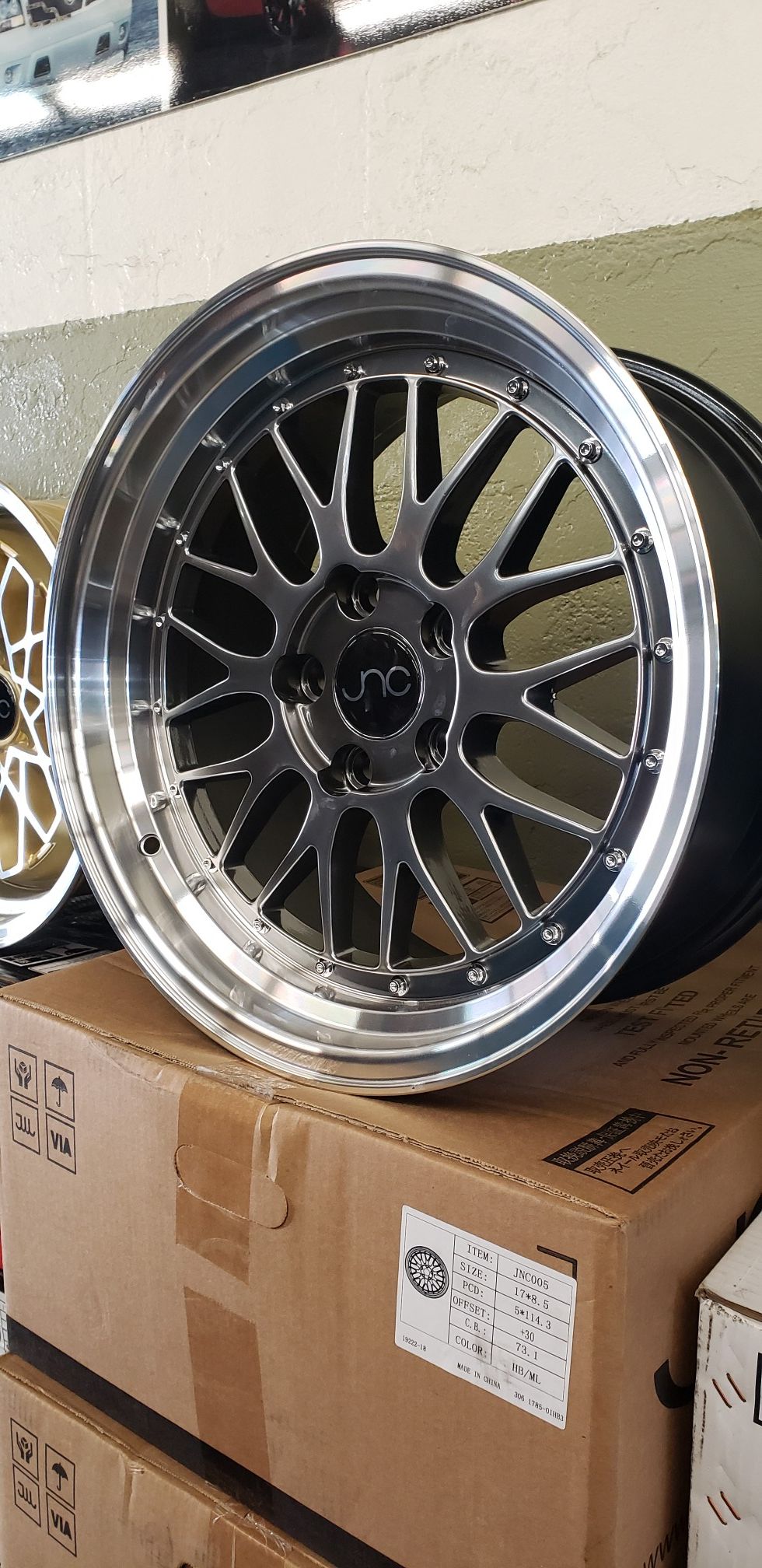 EASY FINANCING AVAILABLE 17" INCH RIMS WHEELS AND TIRES CREDITO FACIL RINES Y LLANTAS