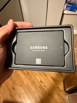 Samsung 1TB SSD - 870 Evo