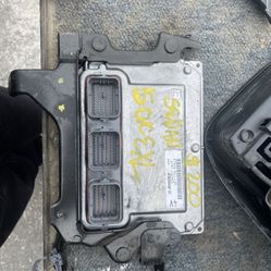 Parted Out 15 Civic EXL Sedan Computer