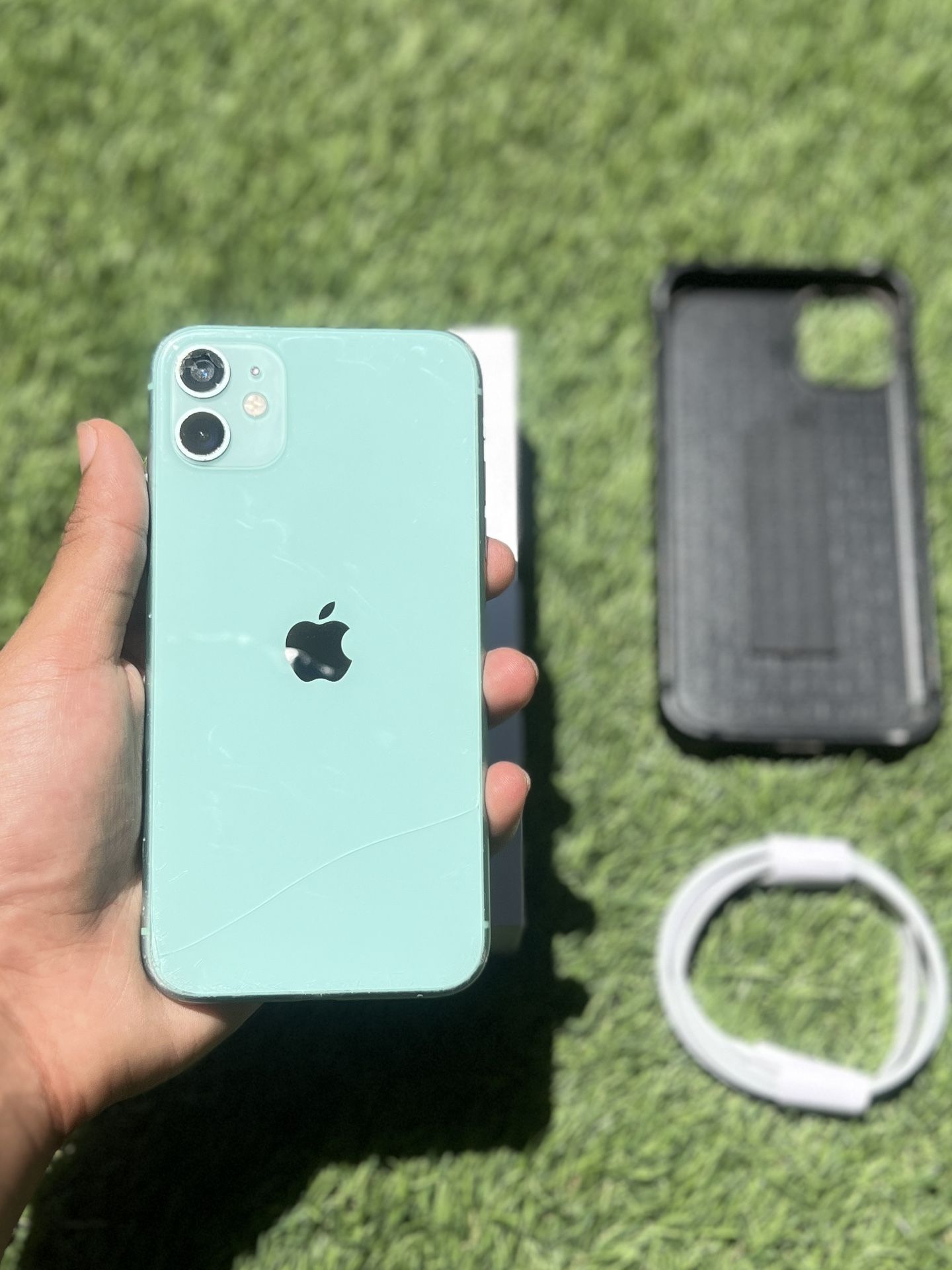 iPhone 11 64GB Mint Green Like New!